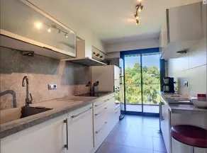 6~ Chic and Charming 3 rooms in the heart of Antibes - Image 5