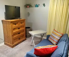 Adorable 1-Bedroom Basement Unit - Image 4