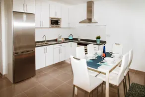 VICTORIA 3 BEDROOM APARTMENT - Image 4