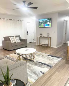 Cozy 3 bedroom near the water at Ross Barnett Reservoir & shopping & dining - Image 3