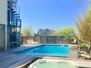 7 bdrms all w/AC, pool, hot tub, bay view $0 Fees - Image 3