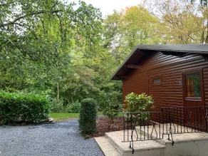 Nature-immersed Chalet - Image 4