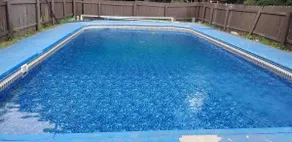 Home near the lake with an inground pool - Image 4