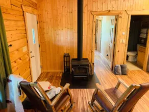 River's Edge cabin LLC - Image 4