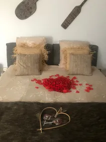 Romantic Loft Hawaï private jacuzzi - Adult only - Image 4