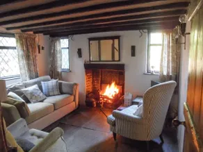 Detached 2 Double Bed Cottage, Ticehurst, East Sussex/Kent - Image 2