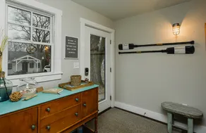 Peaceful Cottage/Private Parking & Backyard/Strong WiFi/Walk to Sheridan Beach! - Image 2