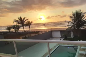 Beach house, 5 Suites, Right on the sand, Heated Pool - Image 5