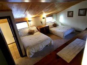 Cozy 2B/1.5B cottage 2 miles from Central MPLS - Image 3