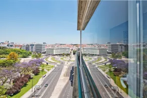 Stunning Park Views Central Lisbon - 2BR Apartment - Image 3