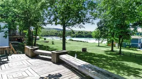 Niagara River Escape in Lewiston + Free Parking - Image 5