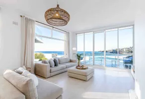 Absolute Tamarama Beachfront on Bondi Coastal Walk - Image 4