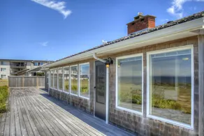 Enso, Oceanfront Home! - Image 4