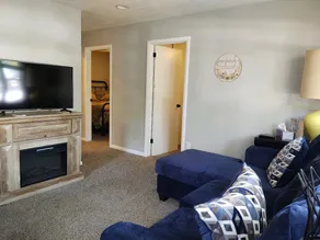 Aunt Tina’s Cabin. Two King size beds - Image 3