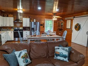 Foot Hill Farms II Hanging Rock - Image 3