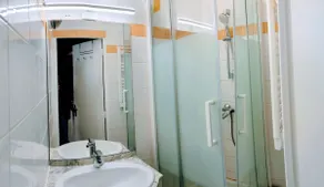Charming studio, A/C 1.3km by the palace - Image 3