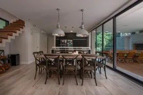 Designer house for 12 in the heart of Carilós woods - Image 5