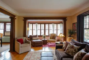 Beautiful Uptown 4BR! Steps to lake, near downtown - Image 2
