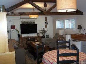 #5 Salt Bay Cottage - Image 2