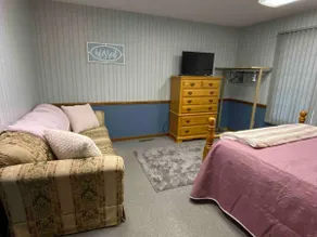 Relaxing Country Two Bedroom Suite - Image 5