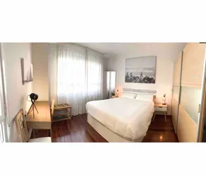 Loft and Garage in City Center, wifi, 5” to Beaches. - Image 2