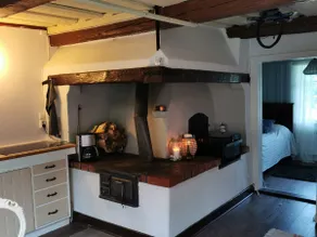 Cozy cottage by the swimming area - Image 3