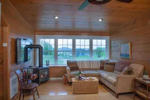 Hawks Landing - Your Romantic Getaway! New Pricing - Image 2