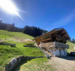 Boutique Chalet Retreat Terraces GreatViews HotTub - Image 2