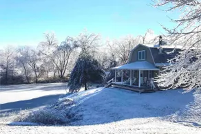 Oakbrook Akers Lakeside Cabin Retreat - Image 2