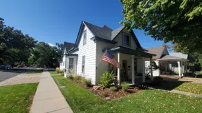 Quaint House in Downtown Loveland (Entire House) - Image 3