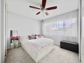 Beautiful, safe, cozy apartment. Central Naples. - Image 2