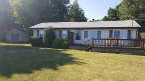 lake house 2 - Image 2