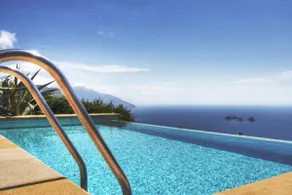 Luxus-Villa am Land mit privatem Swimmingpool, Terrasse und Meerblick - Image 3
