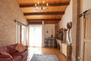Secluded converted barn in large gardens with pool - Image 5