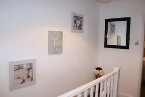 2-bedroom house in historic Rochester with Parking - Image 2