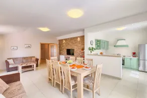 Villa Levante - Image 2
