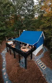 Treetop Nook • Cedar Hot Tub • 10 Min to Downtown - Image 2