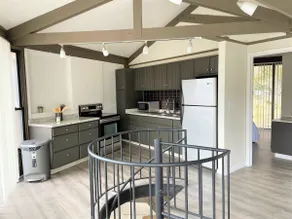 Unique, Two Bedroom Home, with Golf Course views! - Image 2