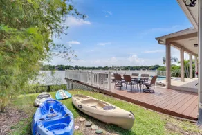 *Lakefront Pool Home *paddleboard*kayak*game room* - Image 5