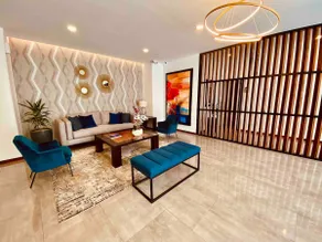 Luxurious suite in modern building, zone 14 La Villa - Image 3