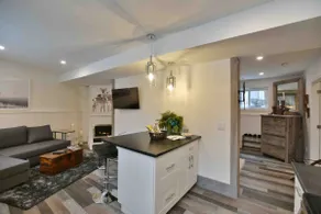 The Boat Bow- an eco friendly studio - Image 3