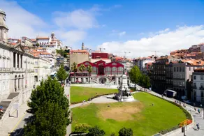 Liiiving in Porto | Ribeira Boutique Apartment - Image 2