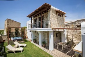 D'Oro Silver Villa - 1BR Cozy Villa with Hot Tub - Image 2
