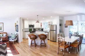 Trendy 3Bd/2Ba Vacation Home in Old Town - Image 3