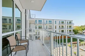 Spacious 1 Bedroom Condo near the French Quarter - Image 4