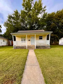 The Little Yellow House - Image 2