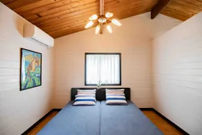 10 seconds to the sea! A cottage with vintage furniture and extraordinary experiences - Image 3