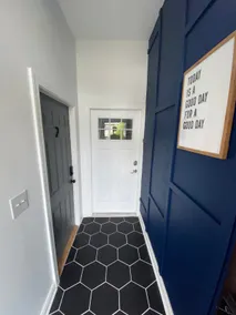 Modern 2 Bedroom Apt in heart of Bronzeville - Image 2