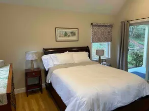 The Feathered Nest Private Guest Suite - Image 4