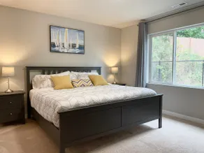 Redondo Haven - 5bd 3ba 15 min from SeaTac - Image 4